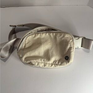lululemon athletica Cream Mini Belt Bag
